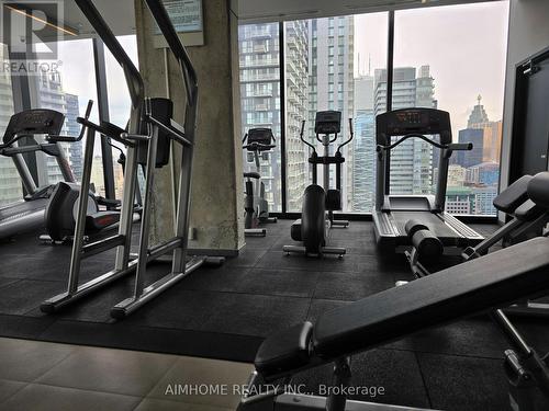 603 - 11 Charlotte Street, Toronto, ON - Indoor Photo Showing Gym Room