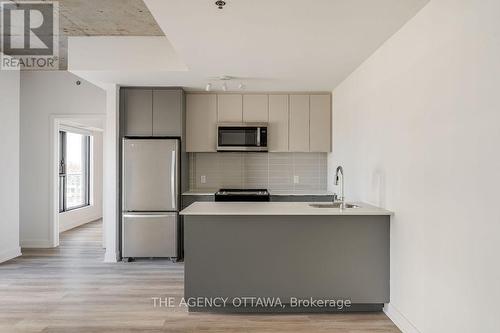 814 - 40 Archibald Street, Ottawa, ON - Indoor Photo Showing Kitchen