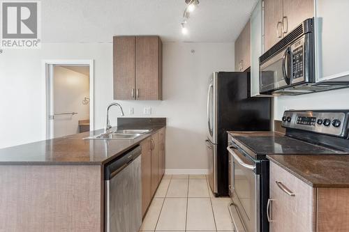 2903 928 Homer Street, Vancouver, BC - Indoor Photo Showing Kitchen With Double Sink