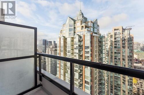 2903 928 Homer Street, Vancouver, BC - Outdoor With Balcony