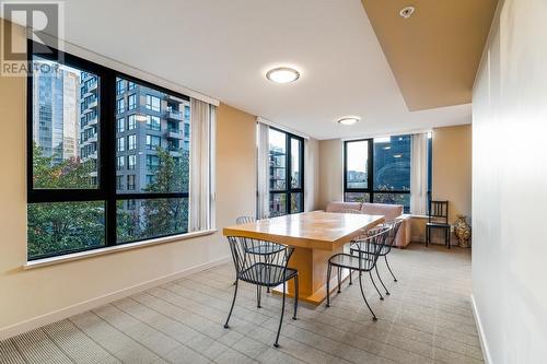 2903 928 Homer Street, Vancouver, BC - Indoor Photo Showing Dining Room