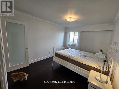 2Fl 2125 W 2Nd Avenue, Vancouver, BC - Indoor Photo Showing Bedroom