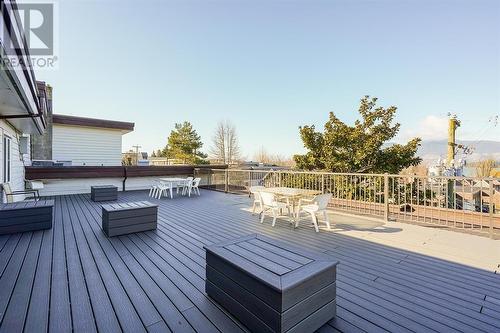 2Fl 2125 W 2Nd Avenue, Vancouver, BC - Outdoor With Deck Patio Veranda