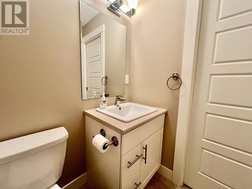 107 110 Baxter Avenue, Kitimat, BC - Indoor Photo Showing Bathroom