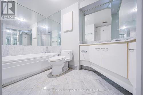 3402 - 38 Elm Street, Toronto, ON - Indoor Photo Showing Bathroom