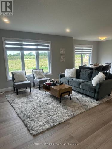 257 Greene Street, South Huron, ON - Indoor Photo Showing Living Room