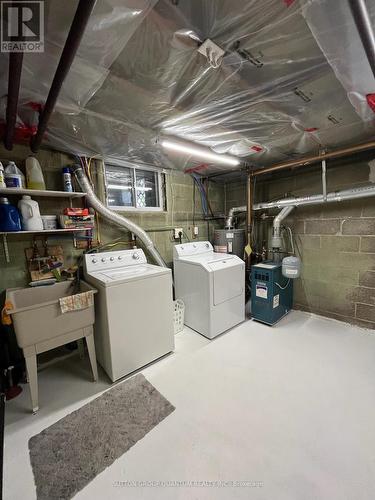 Bsmt - 6 Camilla Crescent, Toronto, ON - Indoor Photo Showing Laundry Room