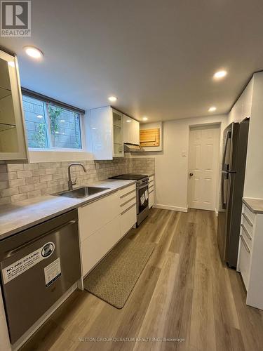 Bsmt - 6 Camilla Crescent, Toronto, ON - Indoor Photo Showing Kitchen