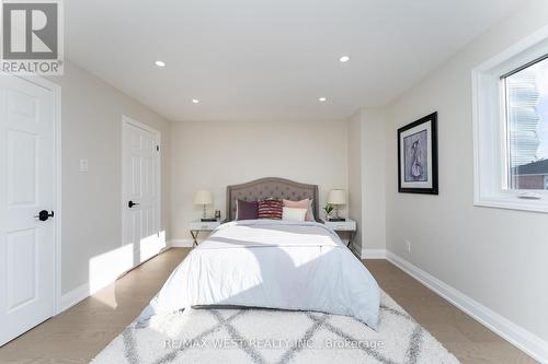 277 Wallenberg Crescent, Mississauga, ON - Indoor Photo Showing Bedroom