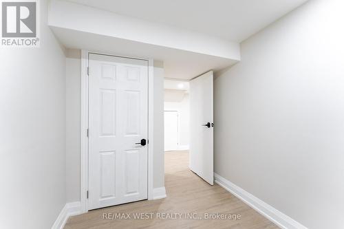 277 Wallenberg Crescent, Mississauga, ON - Indoor Photo Showing Other Room