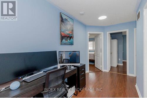 19 Flatlands Way, Brampton, ON - Indoor