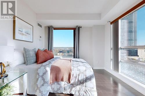 506 - 30 Herons Hill Way, Toronto, ON - Indoor Photo Showing Bedroom