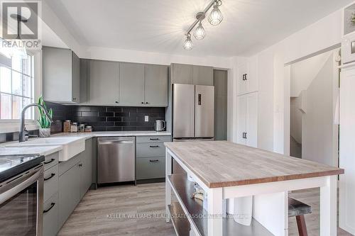 7 - 2258 Upper Middle Road, Burlington, ON - Indoor Photo Showing Dining Room