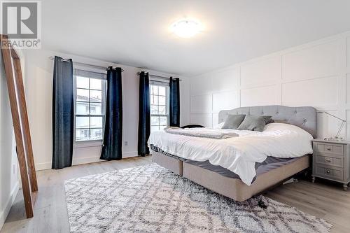 7 - 2258 Upper Middle Road, Burlington, ON - Indoor Photo Showing Bedroom