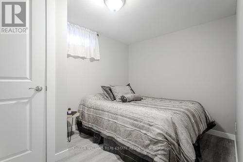 7 - 2258 Upper Middle Road, Burlington, ON - Indoor Photo Showing Laundry Room