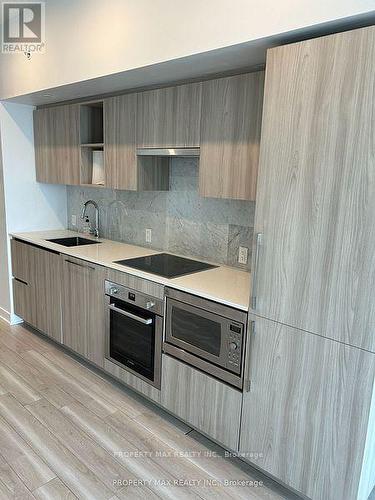 3906 - 19 Bathurst Street, Toronto, ON - Indoor Photo Showing Kitchen