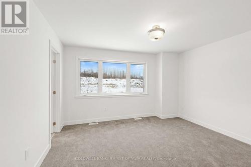 599 Knotridge Street, Ottawa, ON - Indoor Photo Showing Other Room