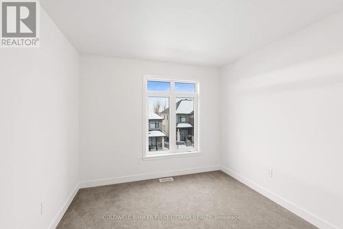 599 Knotridge Street, Ottawa, ON - Indoor Photo Showing Other Room