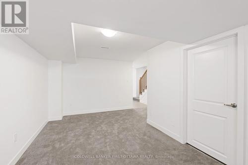 599 Knotridge Street, Ottawa, ON - Indoor Photo Showing Other Room