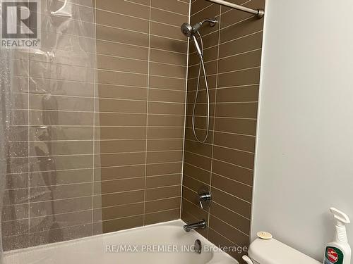 1005 - 24 Woodstream Boulevard S, Vaughan, ON - Indoor Photo Showing Other Room