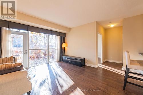 169 - 23 Cox Boulevard, Markham, ON - Indoor Photo Showing Living Room