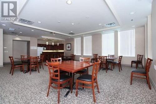 201 - 4900 Glen Erin Drive, Mississauga, ON - Indoor Photo Showing Dining Room