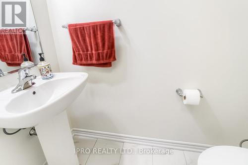 3 - 1285 Sycamore Gardens, Milton, ON - Indoor Photo Showing Bathroom