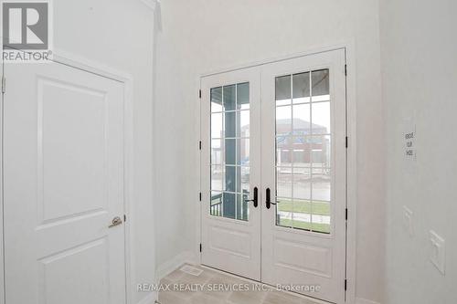 861 Knights Lane, Woodstock, ON - Indoor Photo Showing Other Room