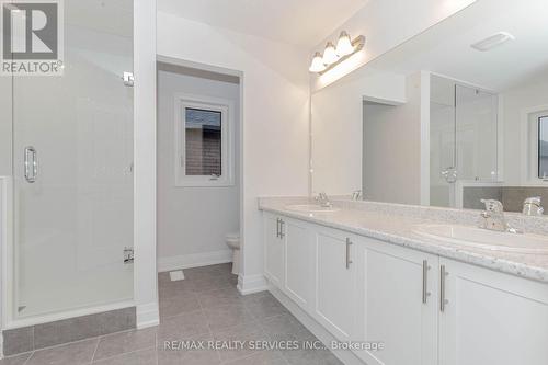 861 Knights Lane, Woodstock, ON - Indoor Photo Showing Bathroom