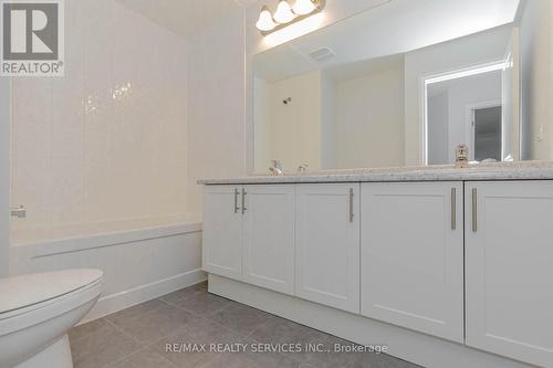 861 Knights Lane, Woodstock, ON - Indoor Photo Showing Bathroom