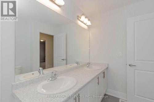 861 Knights Lane, Woodstock, ON - Indoor Photo Showing Bathroom