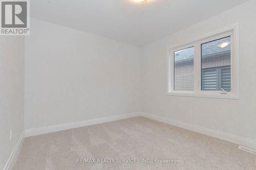 861 Knights Lane, Woodstock, ON - Indoor Photo Showing Other Room