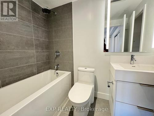 415 - 308 Jarvis Street, Toronto, ON - Indoor Photo Showing Bathroom