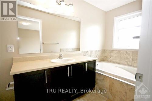 234 Longfields Drive, Ottawa, ON - Indoor Photo Showing Bathroom