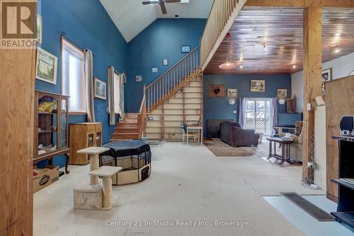 773773 Highway 10, Grey Highlands, ON - Indoor Photo Showing Other Room