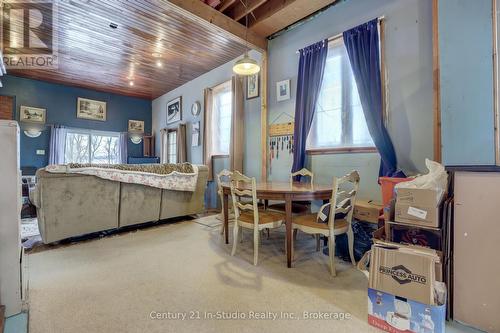 773773 Highway 10, Grey Highlands, ON - Indoor Photo Showing Dining Room