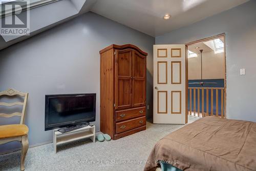 773773 Highway 10, Grey Highlands, ON - Indoor Photo Showing Bedroom