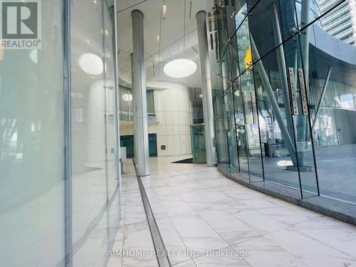 2611 - 12 York Street, Toronto, ON - Indoor Photo Showing Bathroom