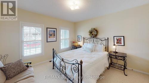 32 Green Briar Drive, Collingwood, ON - Indoor Photo Showing Bedroom