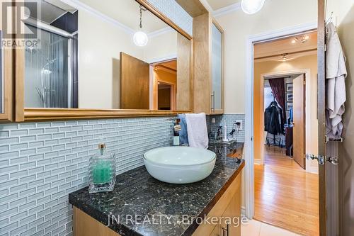 127 Verobeach Boulevard, Toronto, ON - Indoor Photo Showing Bathroom