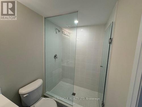 416 - 1577 Rose Way, Milton, ON - Indoor Photo Showing Bathroom