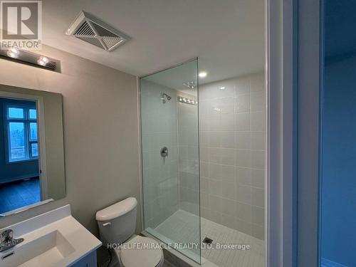 416 - 1577 Rose Way, Milton, ON - Indoor Photo Showing Bathroom