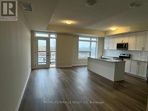 416 - 1577 Rose Way, Milton, ON - Indoor Photo Showing Kitchen