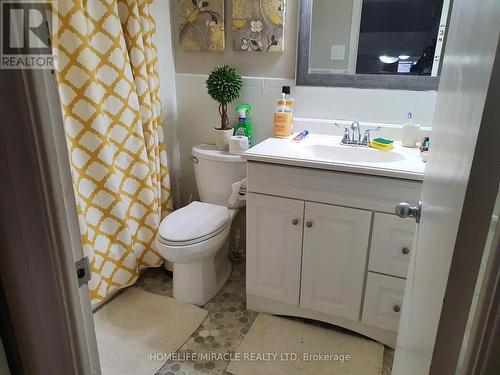 3444 Laddie Crescent, Mississauga, ON - Indoor Photo Showing Bathroom