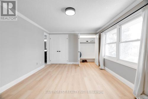 32 Winding Woods Crescent, London, ON - Indoor Photo Showing Other Room