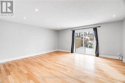 32 Winding Woods Crescent, London, ON - Indoor Photo Showing Other Room