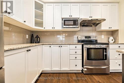 926 Fletcher Circle, Ottawa, ON - Indoor Photo Showing Kitchen