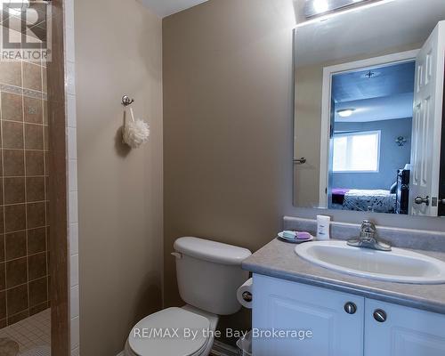 211 - 16 Westbury Road, Wasaga Beach, ON - Indoor Photo Showing Bathroom