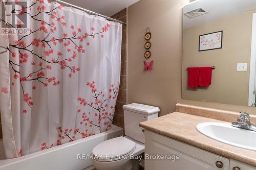 211 - 16 Westbury Road, Wasaga Beach, ON - Indoor Photo Showing Bathroom