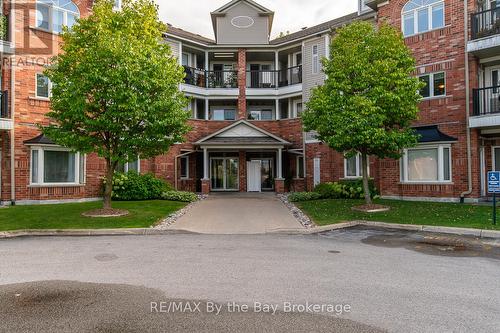 211 - 16 Westbury Road, Wasaga Beach, ON - Outdoor With Balcony With Facade